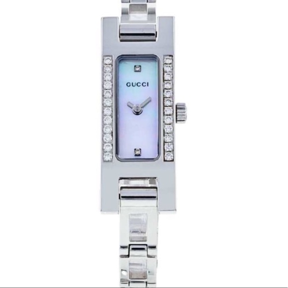 SALE ☄️GUCCI 26 DIAMOND MOP Watch EC - Picture 2 of 14